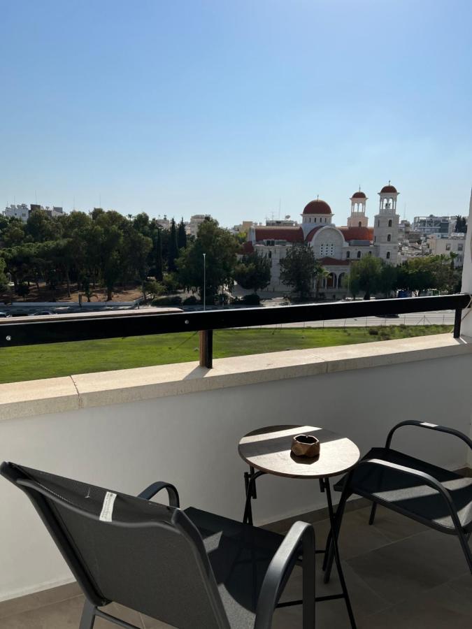 Joanna Court Rooms Larnaca Bagian luar foto